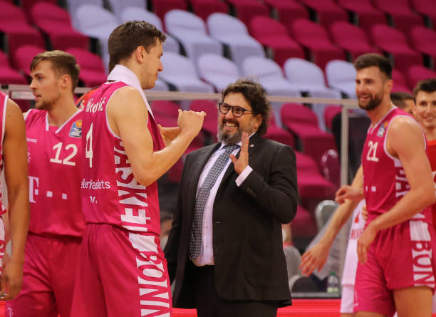 地适应对手 地适应对手